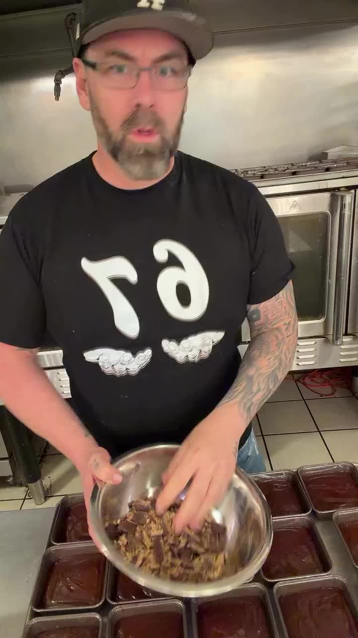 Video post from famous_creations_catering.