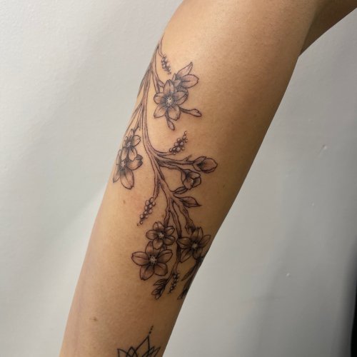 Photo post from lovetattoossandhurst.