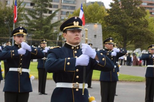 Carousel post from escuelamilitaroficial.