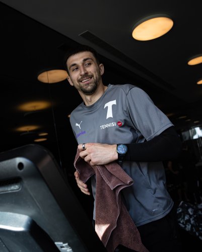 Carousel post from torpedolife.