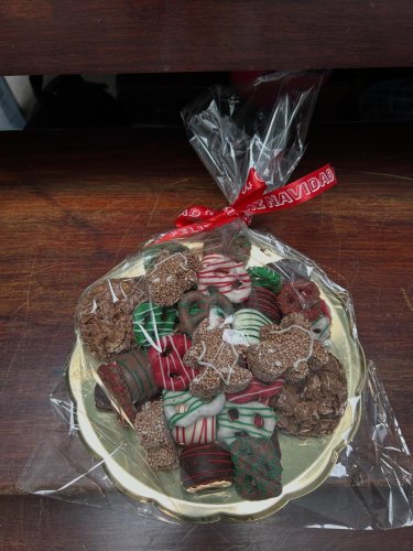 Carousel post from la_gifteria.