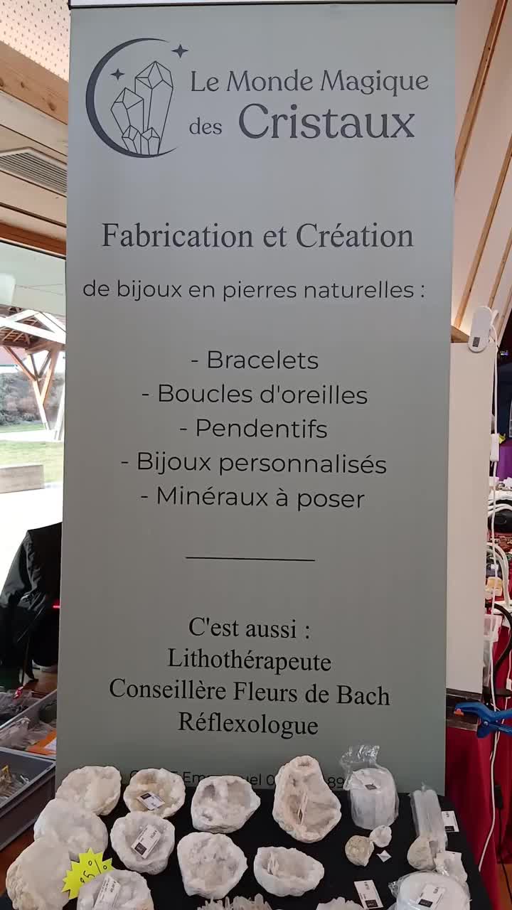 Video post from lemondemagiquedescristaux.