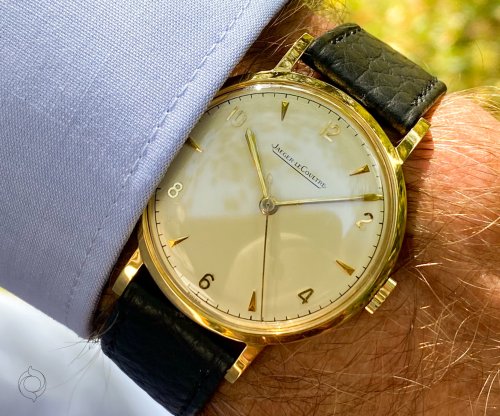 Carousel post from schoenesammleruhren.