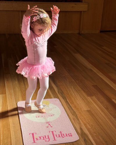 Photo post from tinytutusballet.