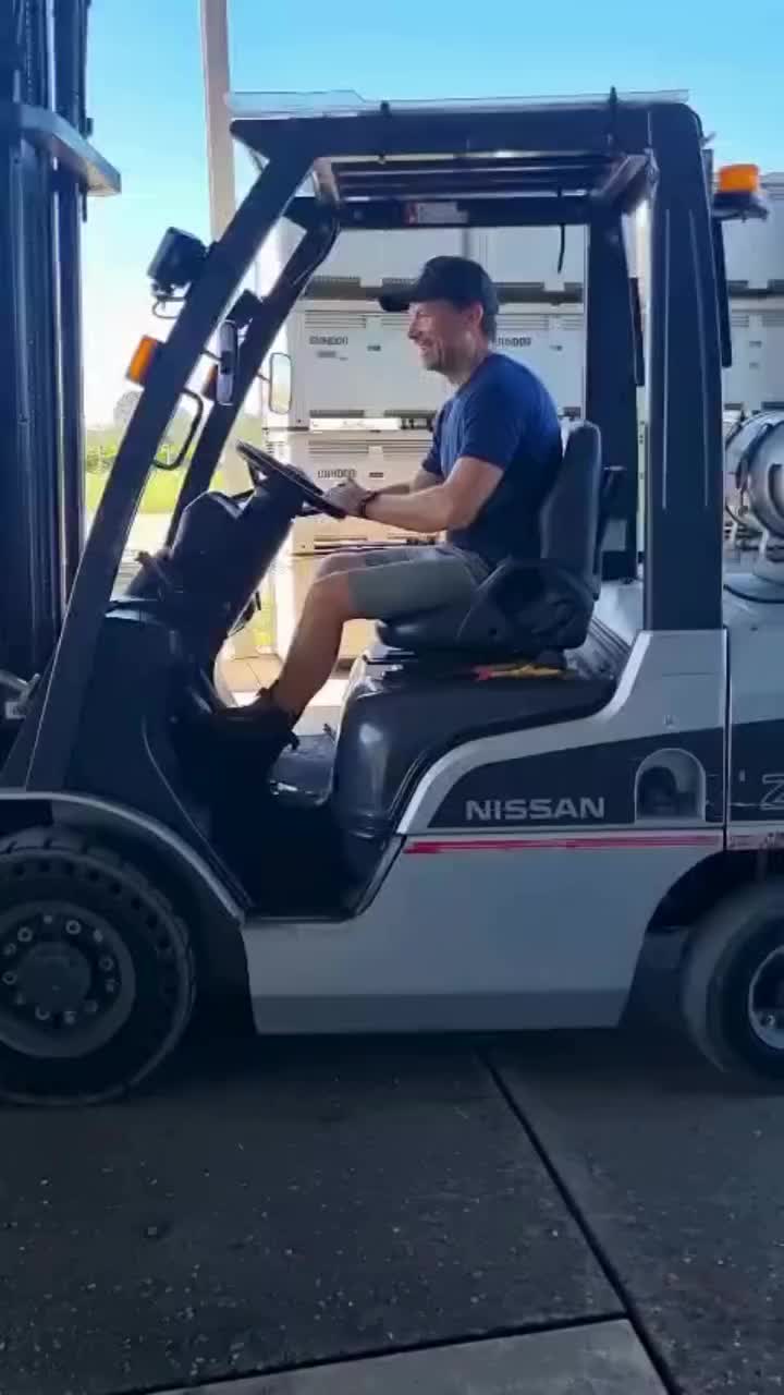 Video post from gundogestate.