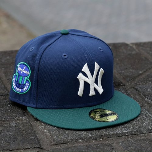 Carousel post from exclusive.fitted.