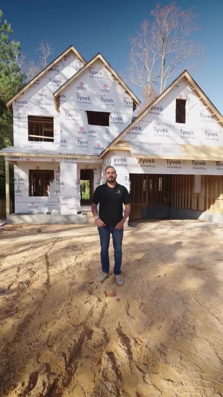 Video post from qc.builders.