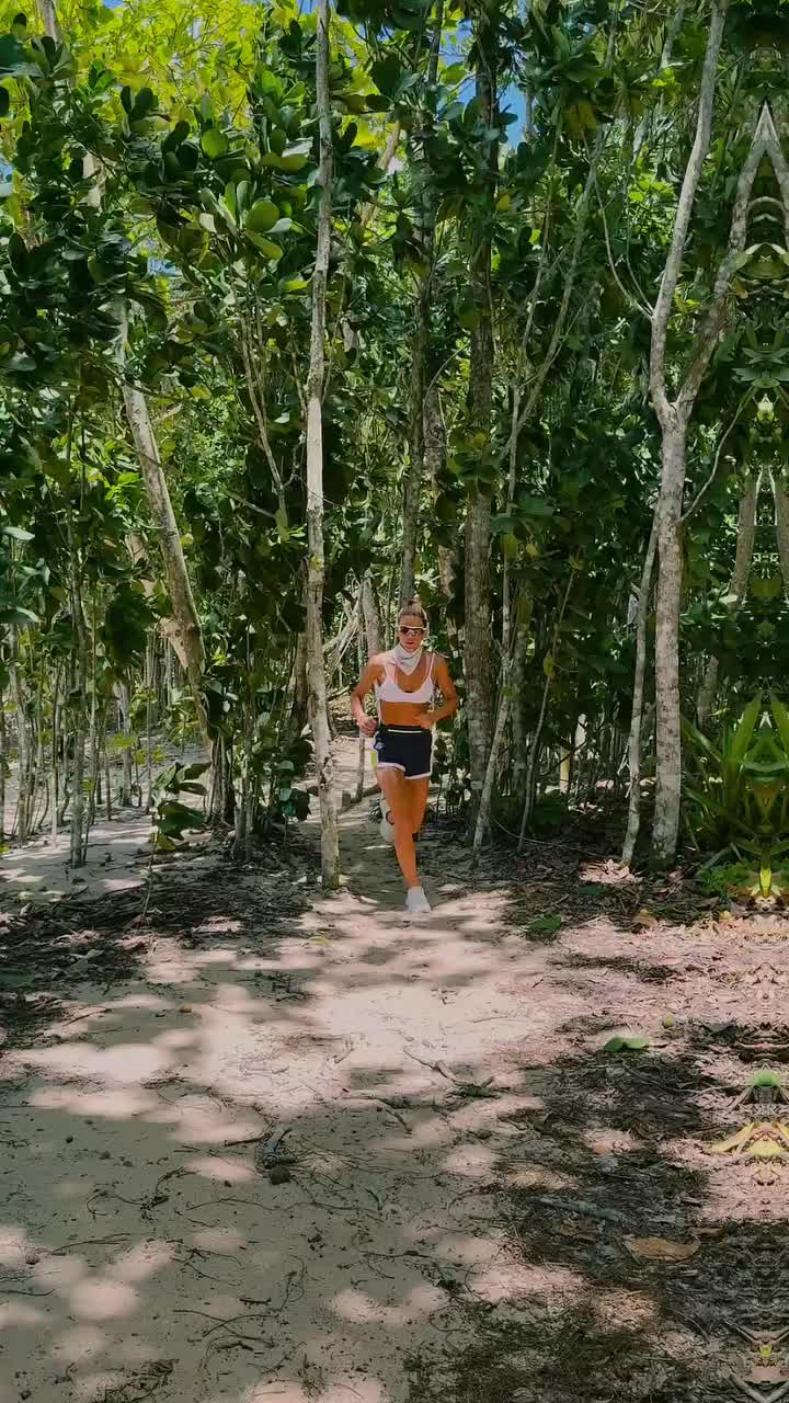 Video post from liveoficial.