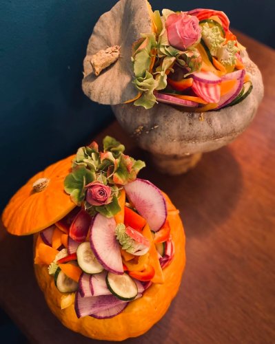 Carousel post from miditreizepontarlier.