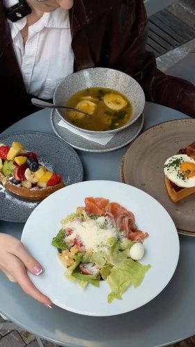 Video post from coffeeandwafflescz.