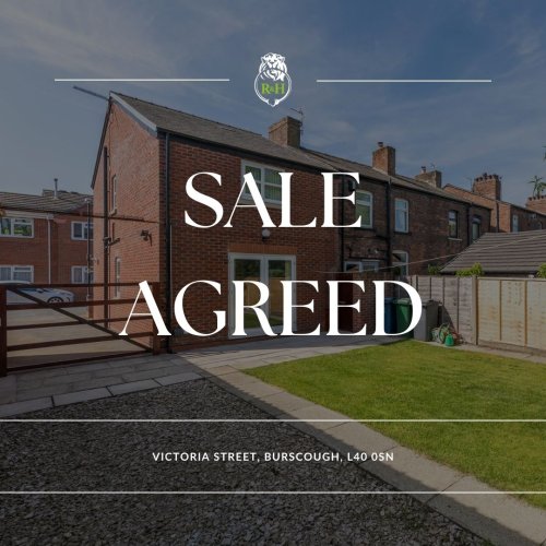 Photo post from reganhallworth.