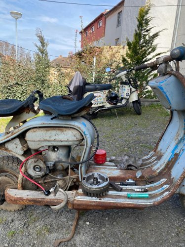 Photo post from vespaclubplzen.cz.