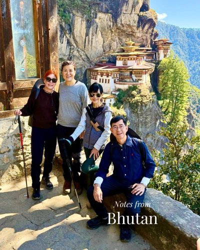 Carousel post from bluesky.escapes.