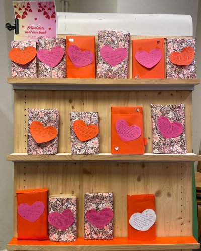 Carousel post from bibliotheeksintgillis.