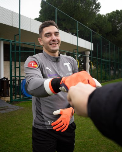 Carousel post from torpedolife.