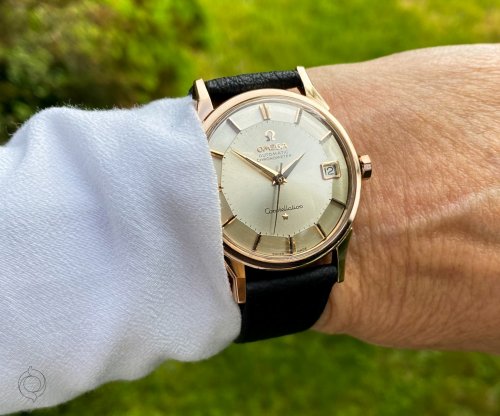 Carousel post from schoenesammleruhren.