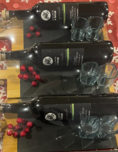 Carousel post from la_gifteria.