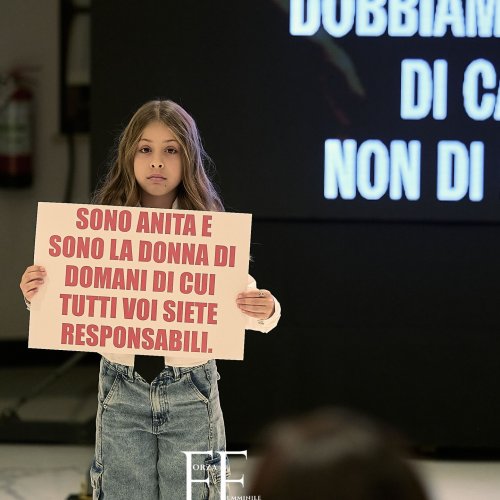 Carousel post from soniajamp.