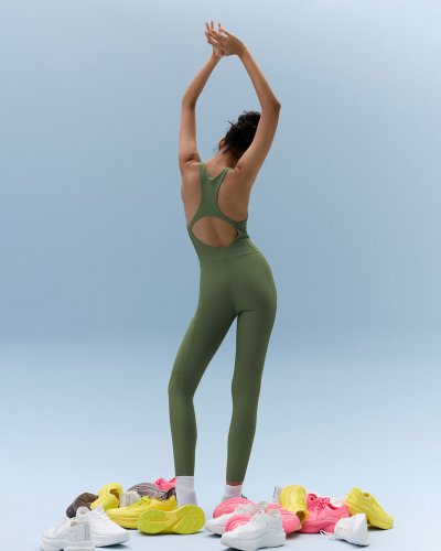 Carousel post from liveoficial.