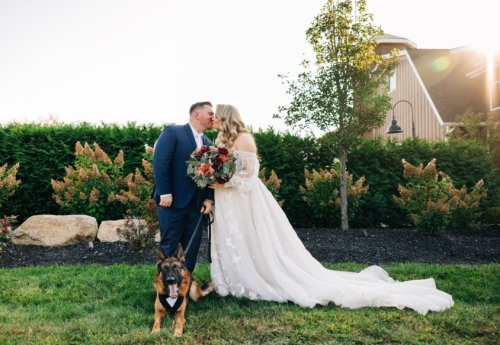 Carousel post from thecurvybridenj.