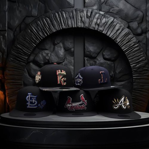 Carousel post from exclusive.fitted.