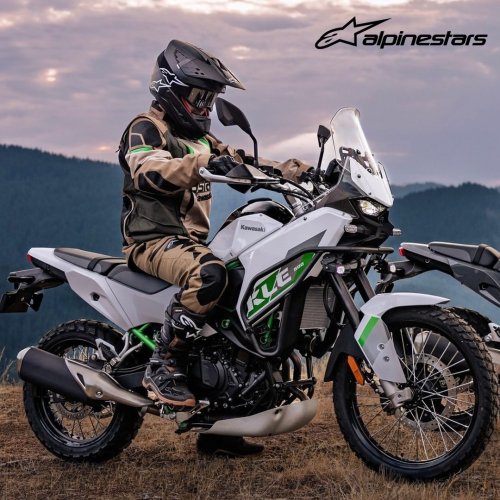 Photo post from motomax.