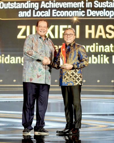 Carousel post from amanatnasional.