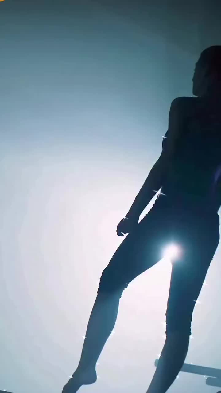 Video post from darcyleotards.