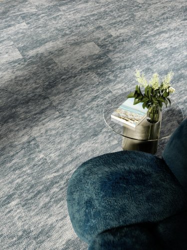 Carousel post from onofficemag.