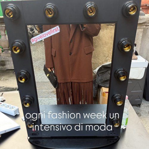 Carousel post from soniajamp.