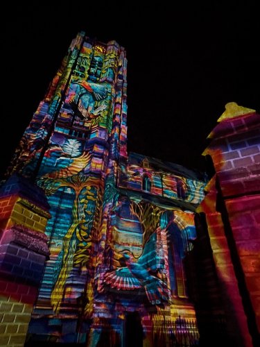 Carousel post from visitoirschot.