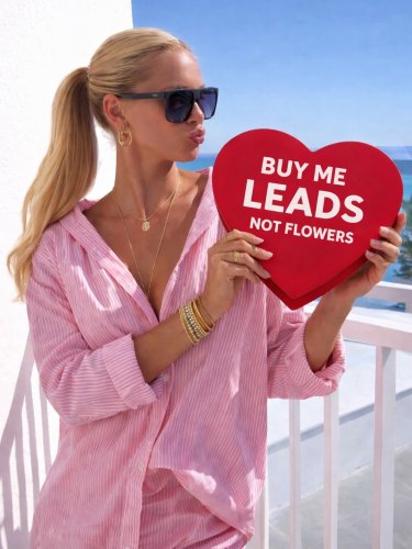 Photo post from djandlindsey.