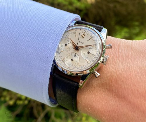 Carousel post from schoenesammleruhren.