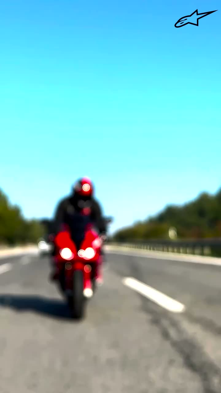 Video post from motomax.