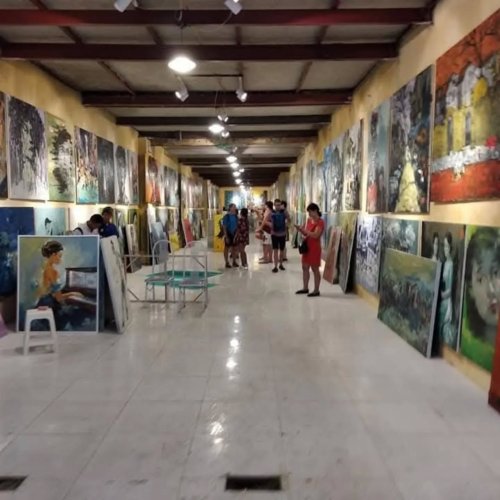 Carousel post from dc.artgallery.