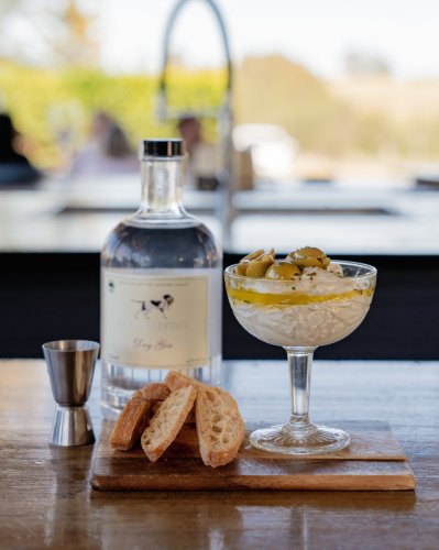 Photo post from gundogestate.