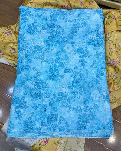 Carousel post from akbar_fabrics_.