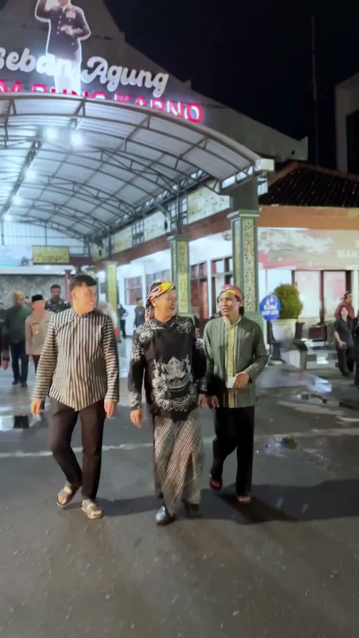 Video post from pemkotblitar.