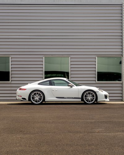 Carousel post from porschewarrington.