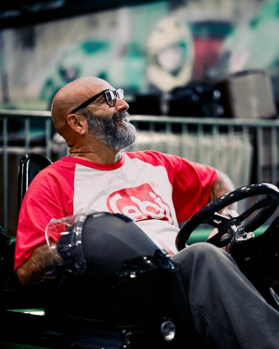 Carousel post from salonautolyon.