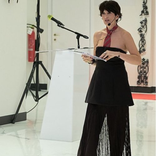 Carousel post from soniajamp.