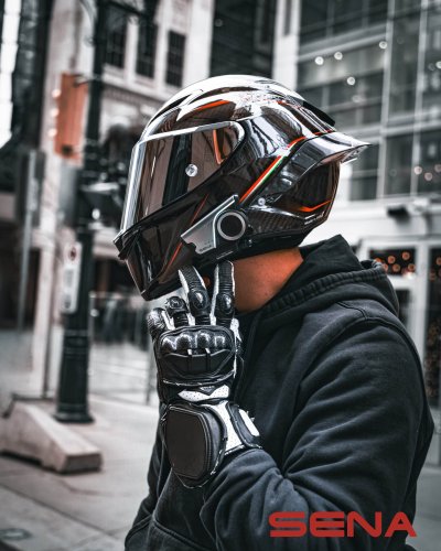 Photo post from motomax.