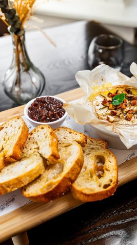 Video post from themoathouse.