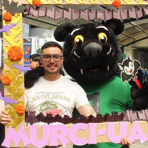 Carousel post from murci_uami.