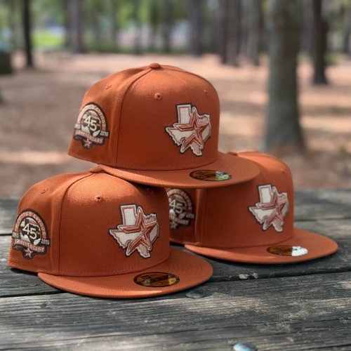 Carousel post from exclusive.fitted.