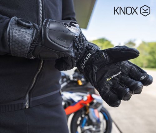 Photo post from motomax.