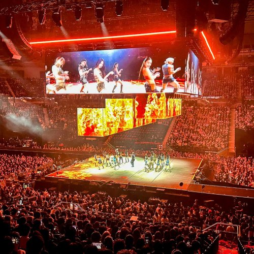 Carousel post from prg.north.america.