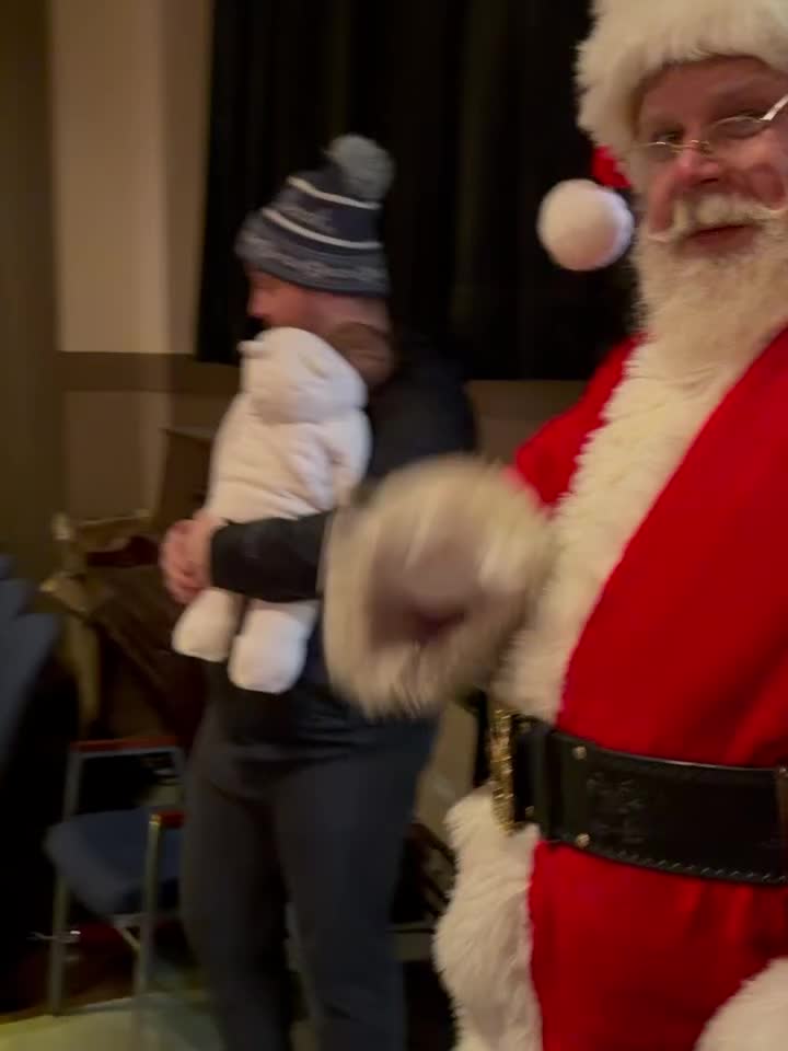 Carousel post from gortoncenterlf.