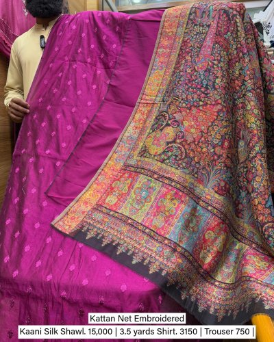 Carousel post from akbar_fabrics_.