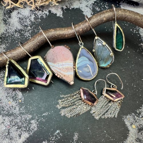 Carousel post from sylviemajerova.